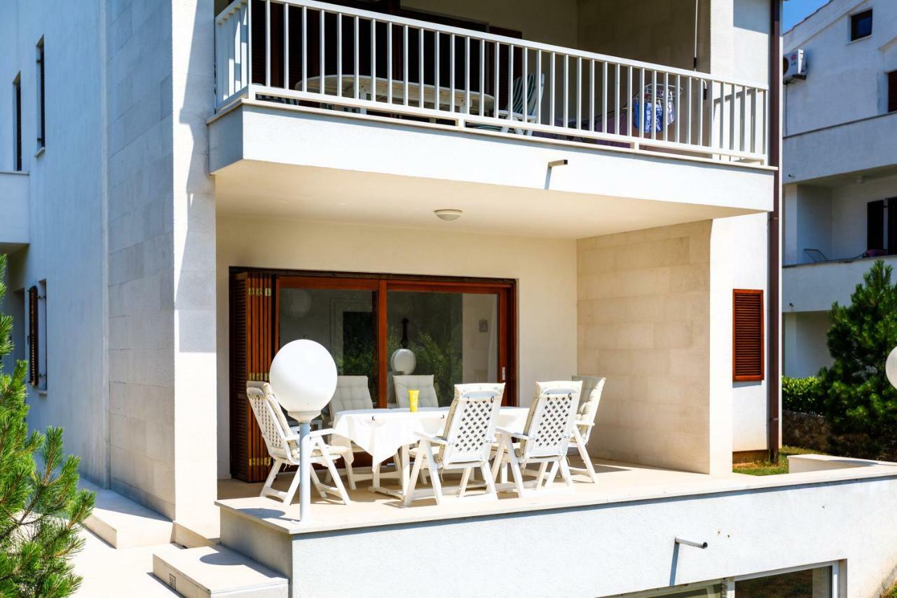 Apartman Jezevac Đảo Krk Ngoại thất bức ảnh