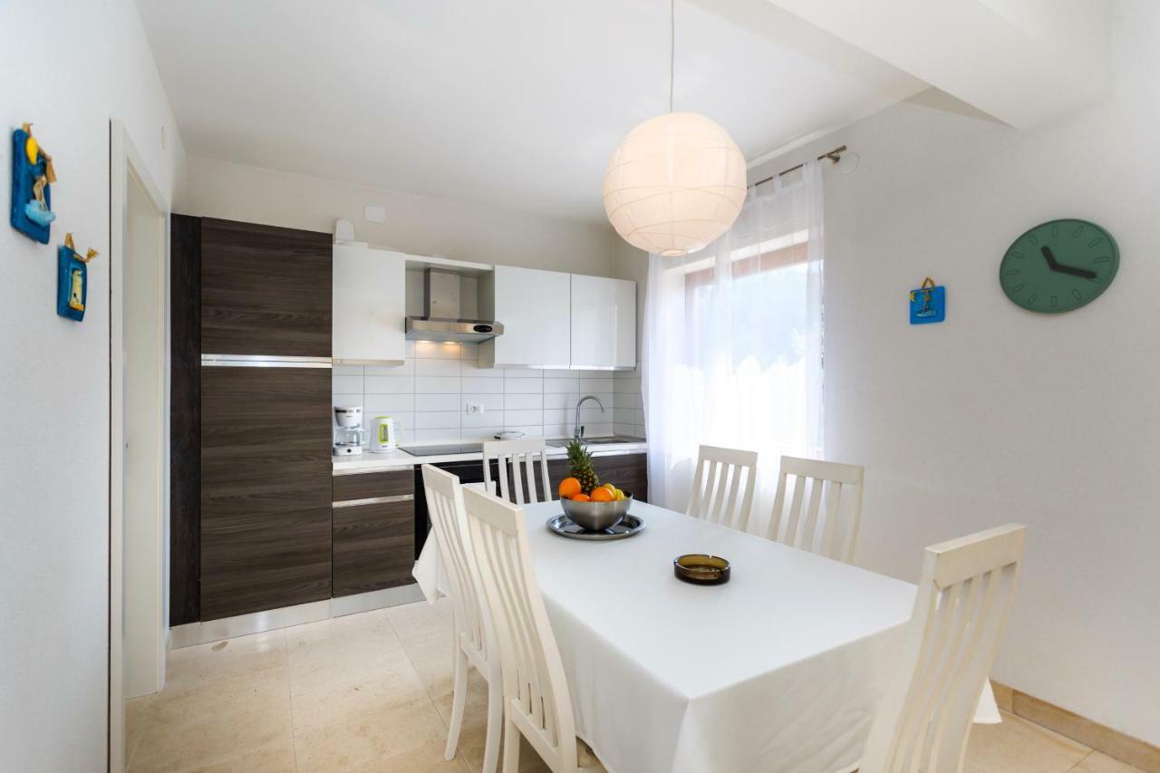 Apartman Jezevac Đảo Krk Ngoại thất bức ảnh